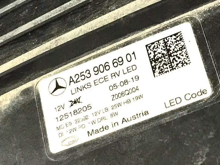 Mercedes-Benz GLC AMG (2019 - ) A2539066901 Передняя фара — фото 12