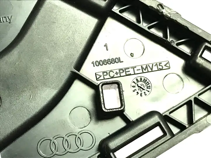 Audi A4 S4 B9 8W (2019 - ) 8W2035427 Рамка центрального динамика — фото 4