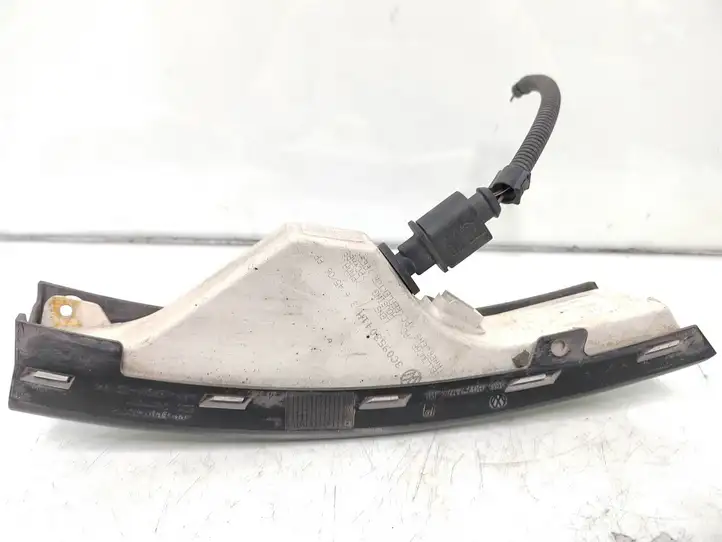 Volkswagen PASSAT B6 (2005 - 2010) 3c0807717a Указатель поворота передний — фото 6