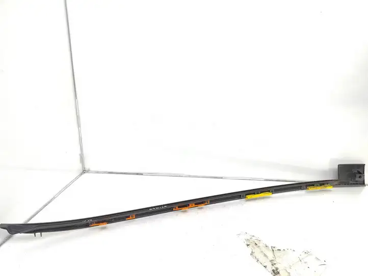 Honda CR-V (2009 - 2012) 73152SWA Накладка стоек лобового стекла — фото 2
