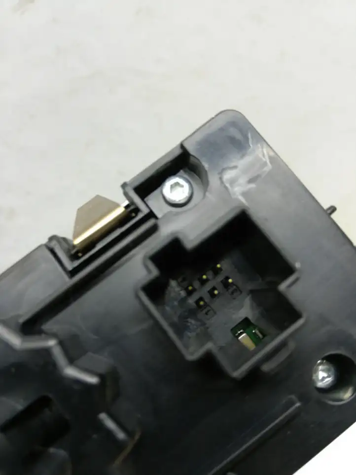 Volvo V60 (2010 - 2013) 30739413 Включатель фонарей — фото 3
