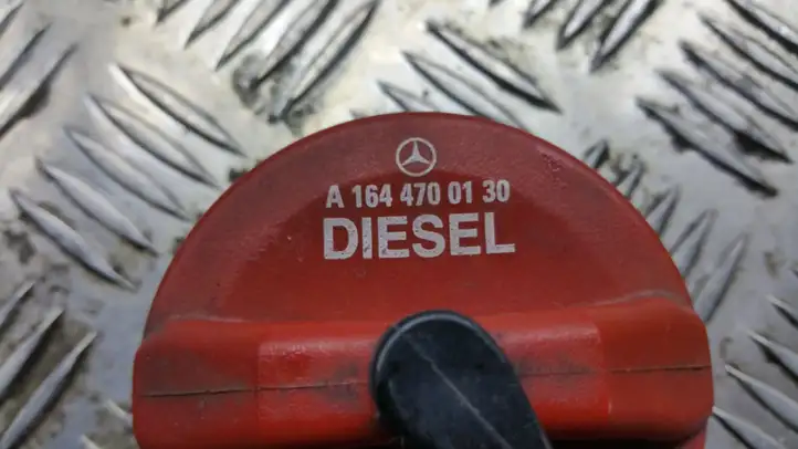 Mercedes-Benz ML W164 (2005 - 2011) A1644700130 Крышка топливного бака — фото 2