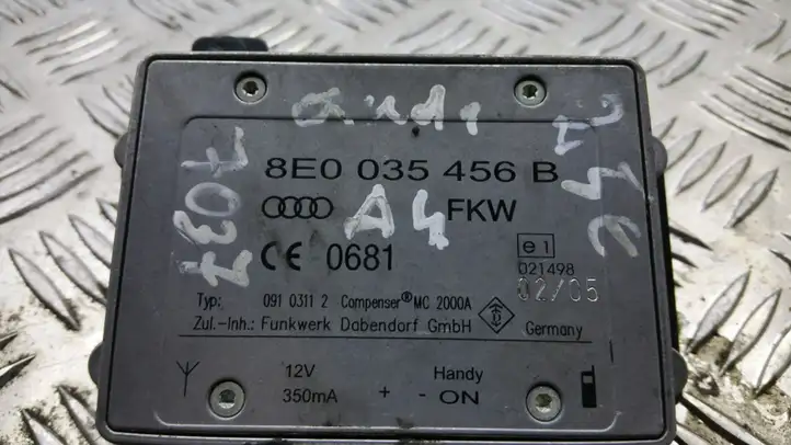 Audi A4 S4 B7 8E 8H (2004 - 2009) 8E0035456B Усилитель антенны — фото 3