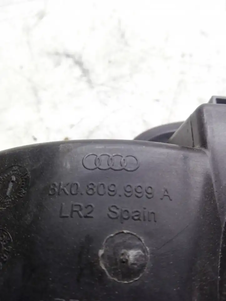 Audi A4 S4 B8 8K (2007 - 2011) 8K0809999A Крышка топливного бака — фото 3