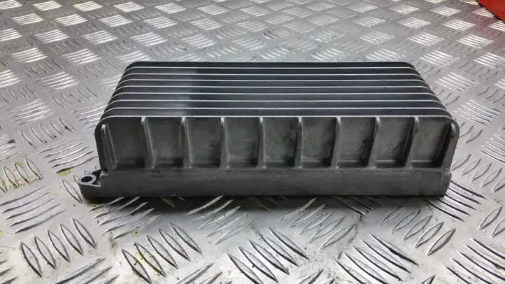 Audi A4 S4 B8 8K (2007 - 2011) 8T0035223 Усилитель звука — фото 5