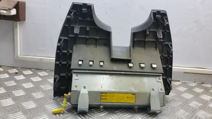 Toyota Corolla Verso AR10 (2004 - 2009) 739970F020 Коленная подушка безопасности — фото 4