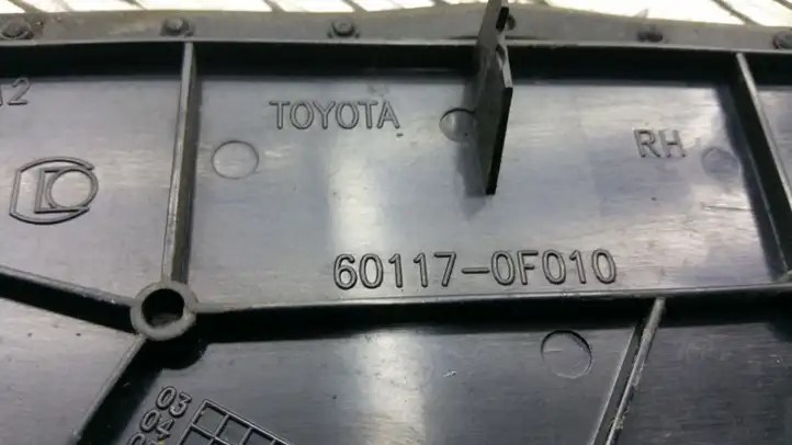 Toyota Corolla Verso AR10 (2004 - 2009) 601170F010 Молдинг крыла — фото 3