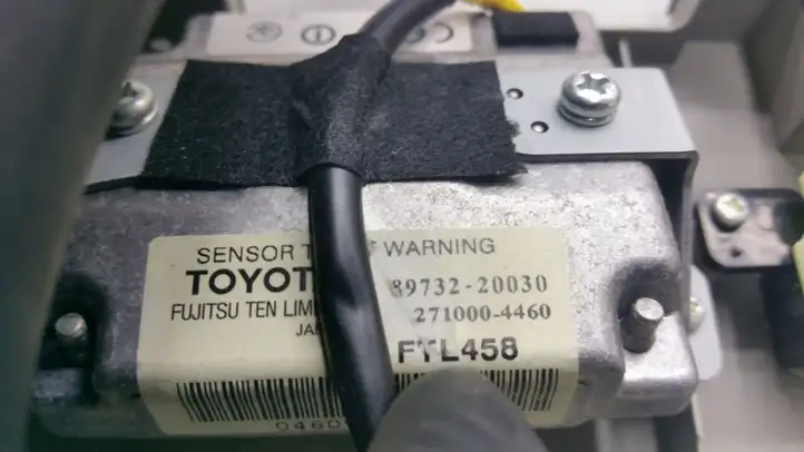 Toyota Avensis T270 (2009 - 2012) 6340142020 Передняя подсветка — фото 4