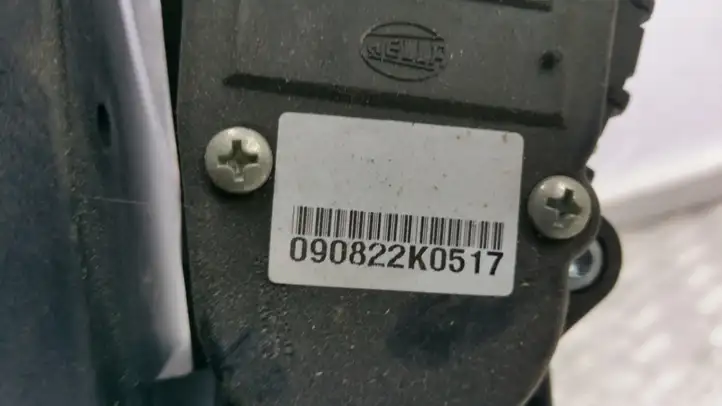 Kia Ceed (2010 - 2012) 090822K0517 Педаль акселератора — фото 2