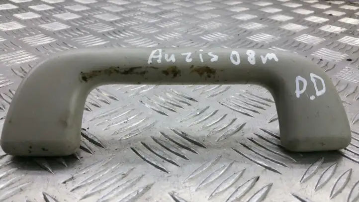 Toyota Auris 150 (2006 - 2012) Потолочная ручка передняя — фото 1