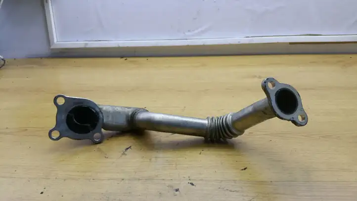 Toyota Avensis T270 (2009 - 2012) Трубка EGR — фото 3