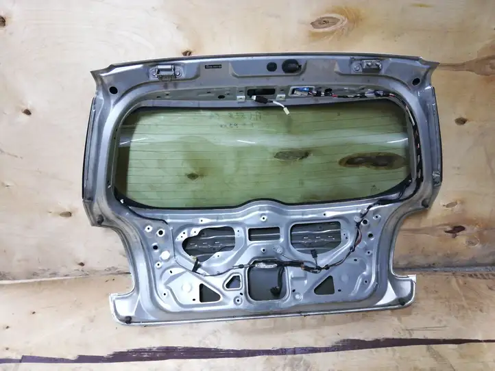 Toyota Auris 150 (2006 - 2012) Крышка багажника — фото 5
