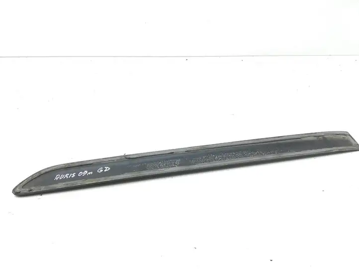 Toyota Auris 150 (2006 - 2012) PZ415E285002 Молдинги задней двери — фото 4