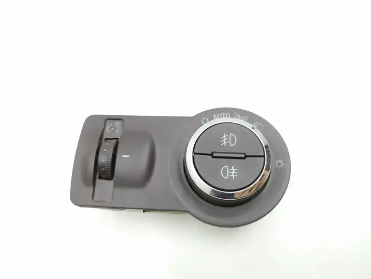 Opel Insignia A (2008 - 2017) 13268716 Включатель фонарей — фото 2