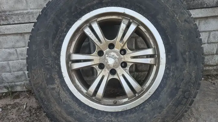 Nissan Navara D40 (2004 - 2015) Легкосплавный колесный диск R16 — фото 2