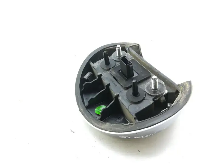 Opel Astra K (2015 - 2020) 39097130H0 Кнопка закрытия крышки багажника — фото 3
