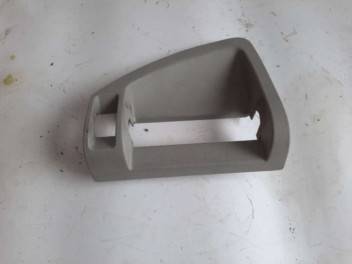 Volkswagen Routan (2008 - 2014)  L0150348 Ручка для закрытия / отделка