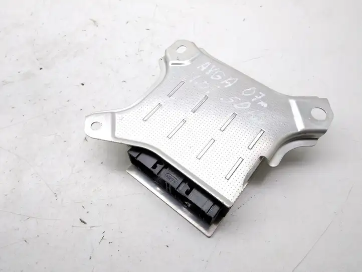 Toyota Aygo AB10 (2005 - 2008) 891700H010 Блок управления SRS — фото 4