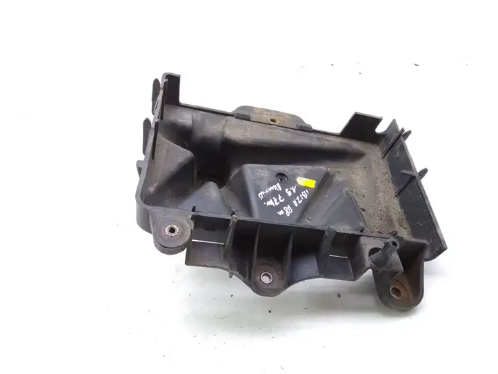 Seat Ibiza III (6L) (2002 - 2008) 6Q0915331 Площадка аккумулятора — фото 2