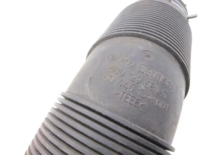 Seat Ibiza III (6L) (2002 - 2008) 6Q0129684S Трубка подачи воздуха — фото 4