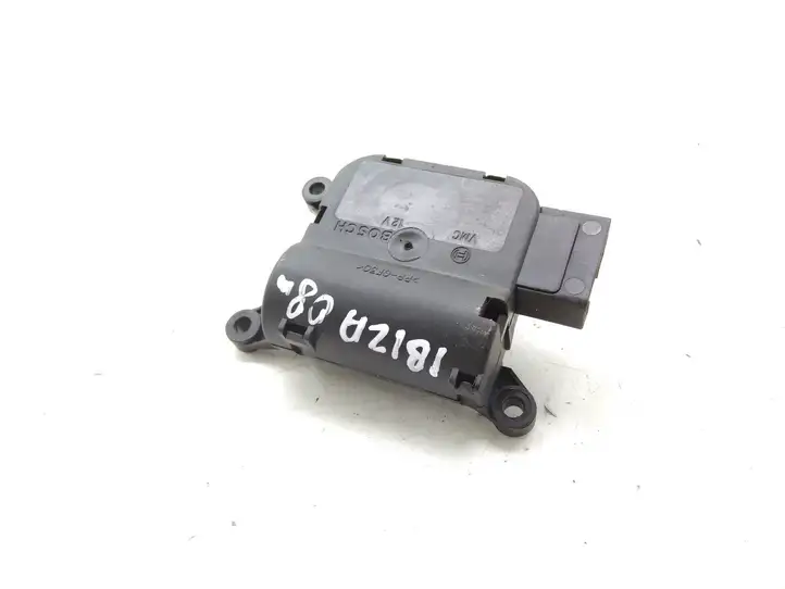 Seat Ibiza III (6L) (2002 - 2008) 0132801357 Двигатель задвижки потока воздуха — фото 1