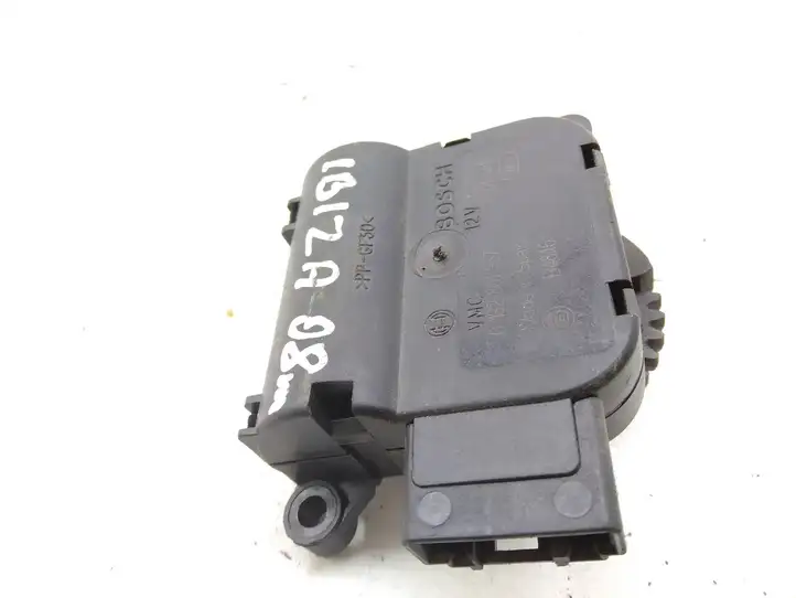 Seat Ibiza III (6L) (2002 - 2008) 0132801357 Двигатель задвижки потока воздуха — фото 4