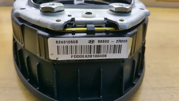Hyundai i30 (2007 - 2012) 569002R000 Подушка безопасности руля — фото 3