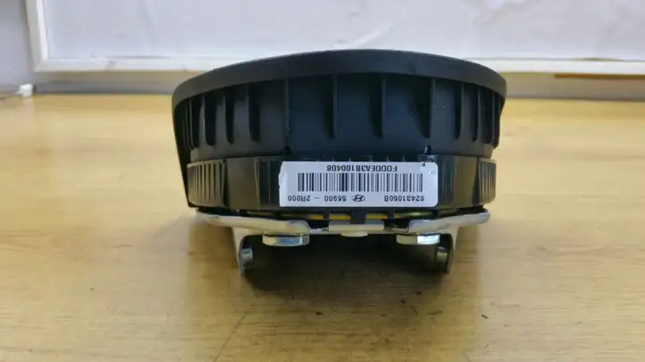 Hyundai i30 (2007 - 2012) 569002R000 Подушка безопасности руля — фото 4