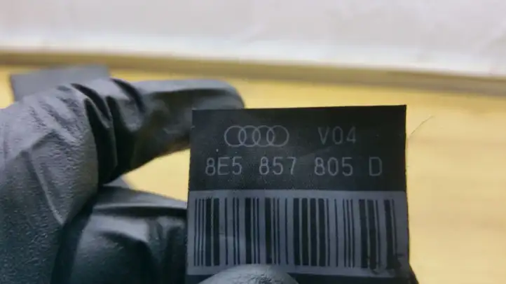Audi A4 S4 B7 8E 8H (2004 - 2009) 8E5857805D Центральный ремень безопасности — фото 2