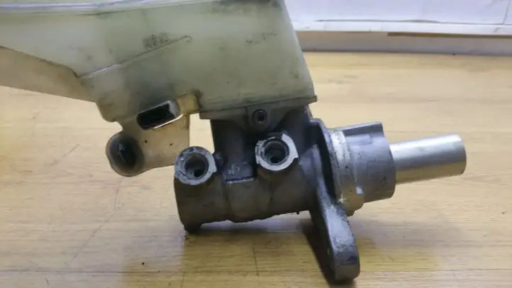 Nissan Qashqai (2006 - 2010) 0204Y24277 Главный тормозной цилиндр — фото 3