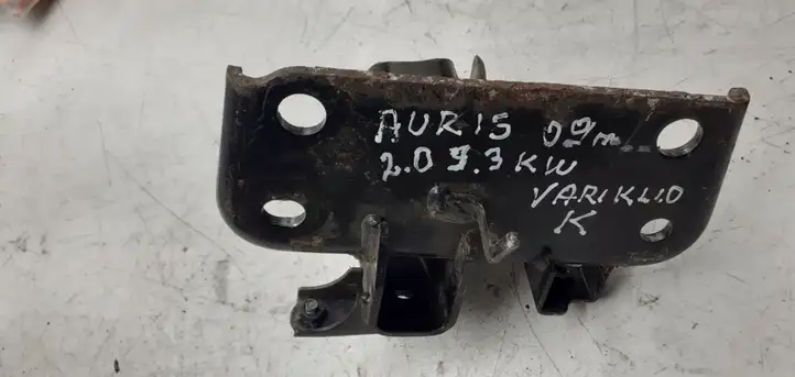 Toyota Auris 150 (2006 - 2012) Опора двигателя — фото 2
