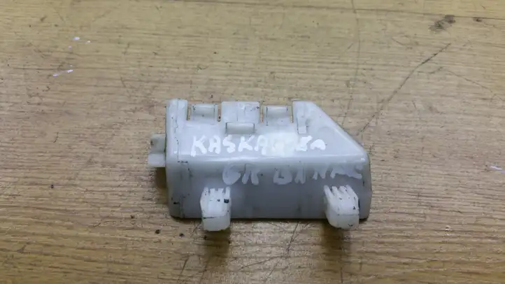 Nissan Qashqai (2006 - 2010) 85227JD00A Кронштейн заднего бампера — фото 2