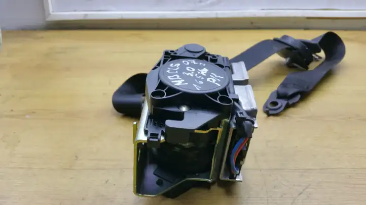 Mercedes-Benz CLS C219 (2003 - 2011) 609098200B Передний ремень безопасности — фото 4