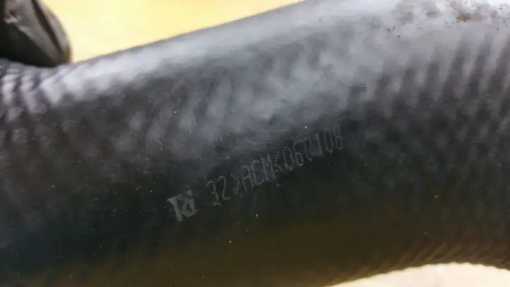 Toyota RAV 4 (XA30) (2006 - 2016) 060108 Трубки интеркулера / Шланги интеркулера — фото 3