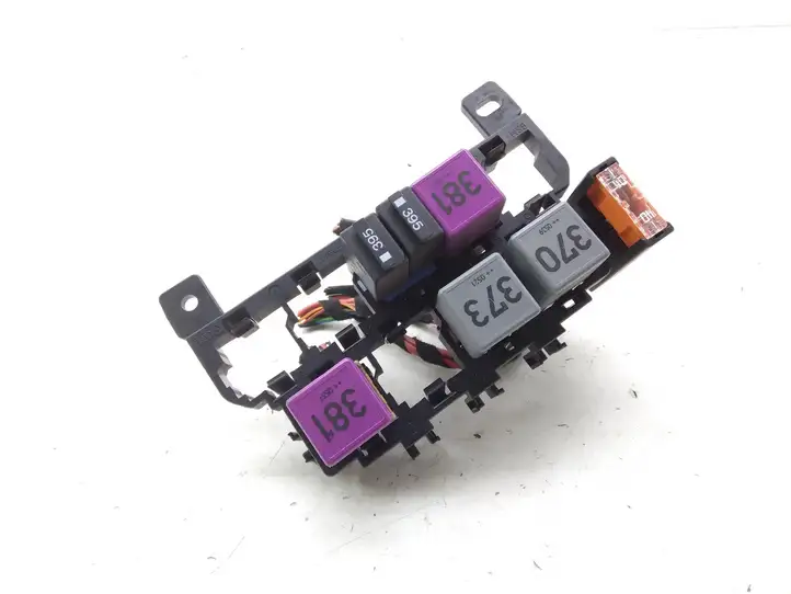 Audi A6 S6 C6 4F (2004 - 2008) 4F0937503 Блок монтирования реле — фото 1