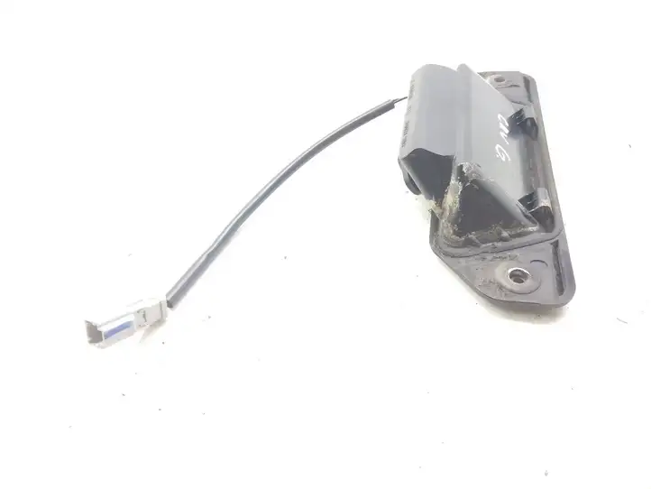 Honda CR-V (2006 - 2009) Кнопка закрытия крышки багажника — фото 3
