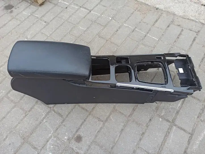 Renault Latitude (L70) (2010 - 2014) Комплект отделки дверей — фото 27