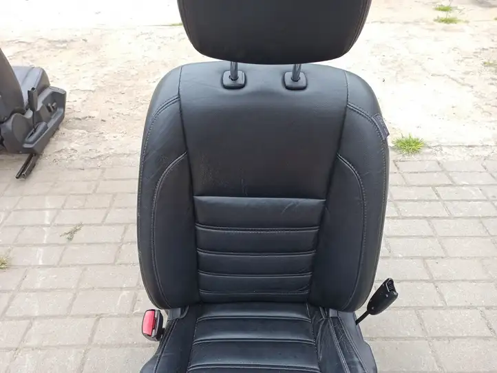 Renault Latitude (L70) (2010 - 2014) Комплект отделки дверей — фото 46