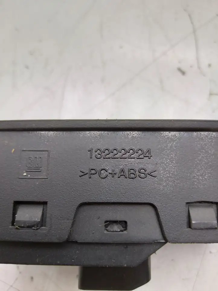 Opel Insignia A (2008 - 2017) 13222224 Кнопка стеклоподъемников — фото 4