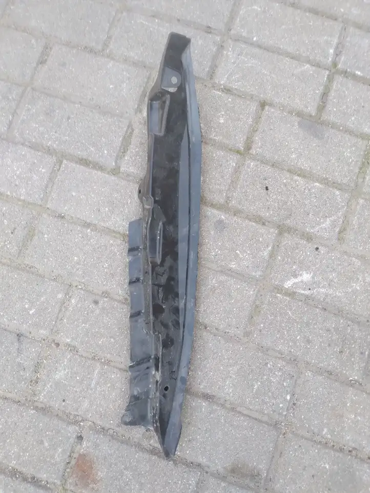 Honda Civic (2006 - 2011) 74105SGME00050 Кронштейн переднего подкрылка — фото 1