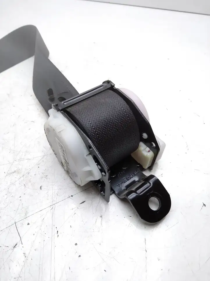 Honda Civic (2006 - 2011) 502QC7R1H2 Задний ремень безопасности — фото 3