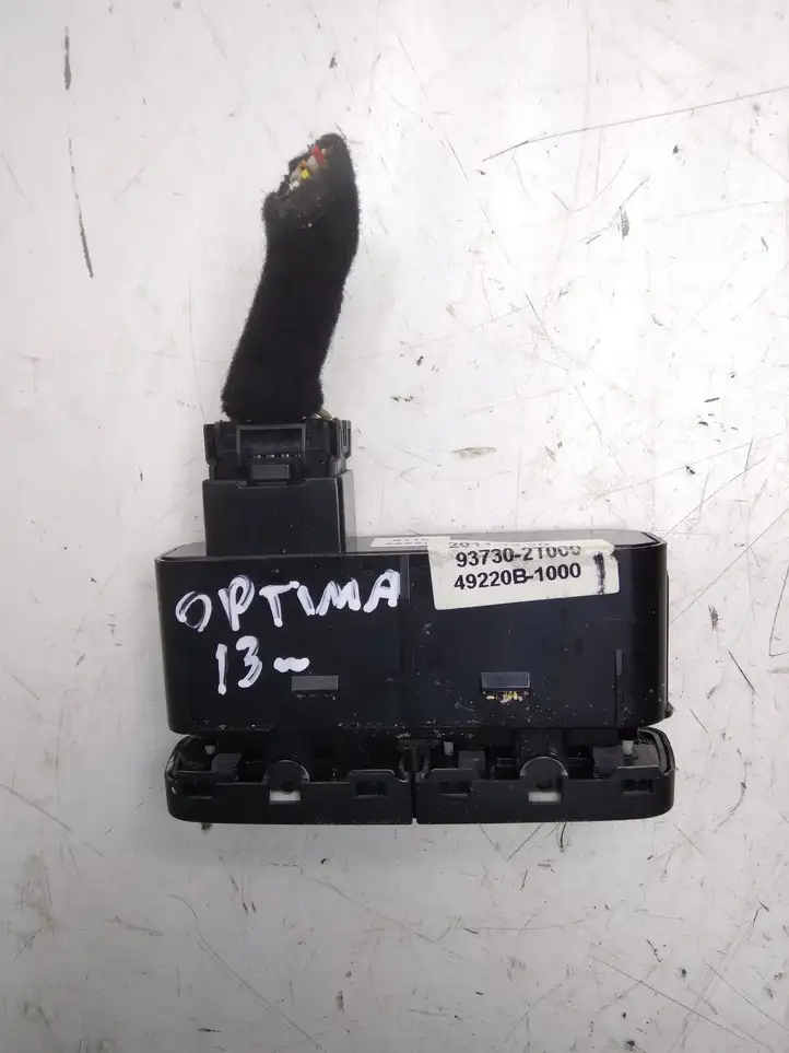 Kia Optima (2010 - 2013) 9371402T000 Включатель обогрева — фото 4