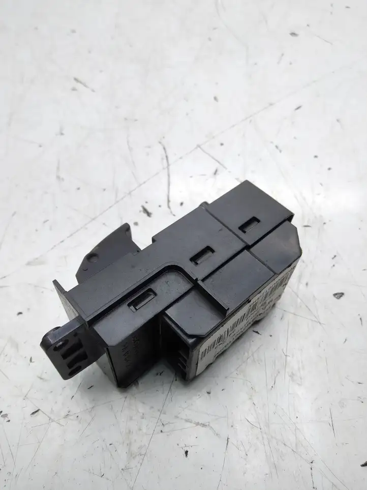 Honda Civic (2006 - 2011) 35770SMGE022M1 Блок кнопок стеклоподъемников — фото 2