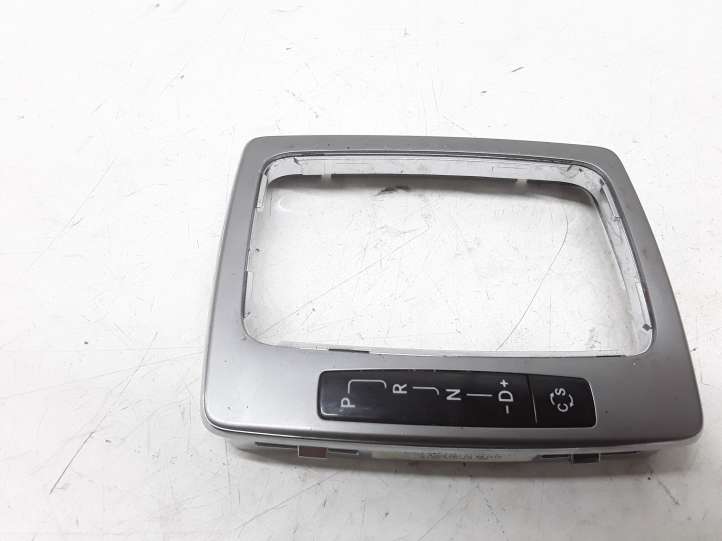 Mercedes-Benz C W204 (2007 - 2014)  A2042670288 Индикатор передач