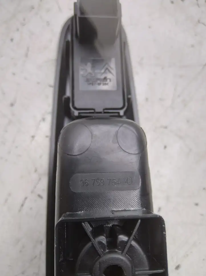 Peugeot 5008 (2009 - 2013) 96759764ZD Блок кнопок стеклоподъемников — фото 3