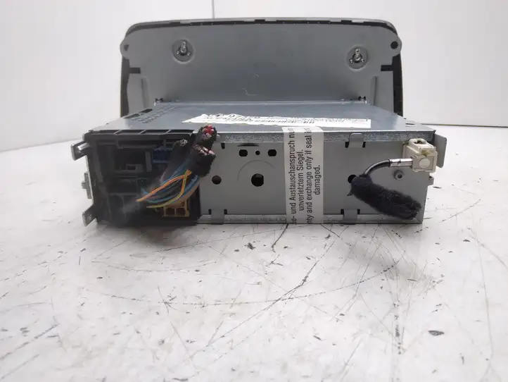 Seat Ibiza IV (6J,6P) (2008 - 2017) 6J1035153G Магнитола / мультимедийная система — фото 2