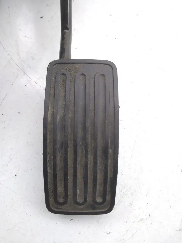 Nissan Qashqai (2006 - 2010) 0817C10762 Педаль акселератора — фото 4