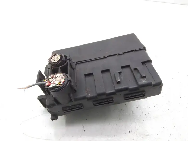 Nissan Pathfinder R51 (2005 - 2012) Блок предохранителей — фото 4