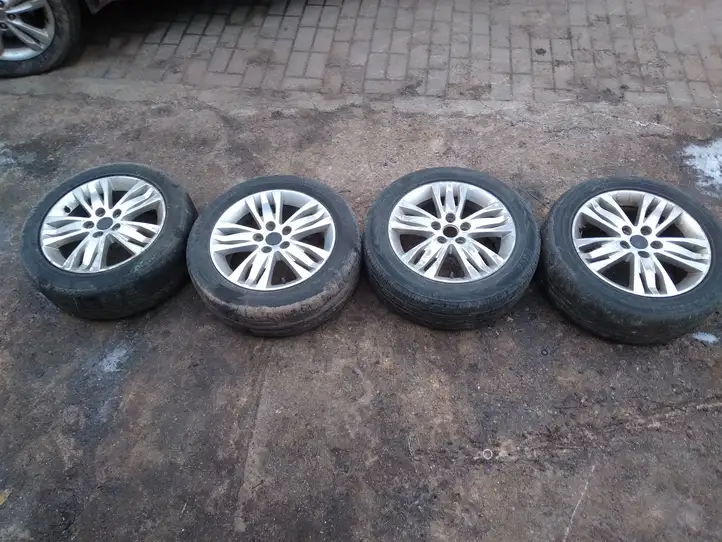 Ford S-MAX (2006 - 2010) Легкосплавный колесный диск R16 — фото 1