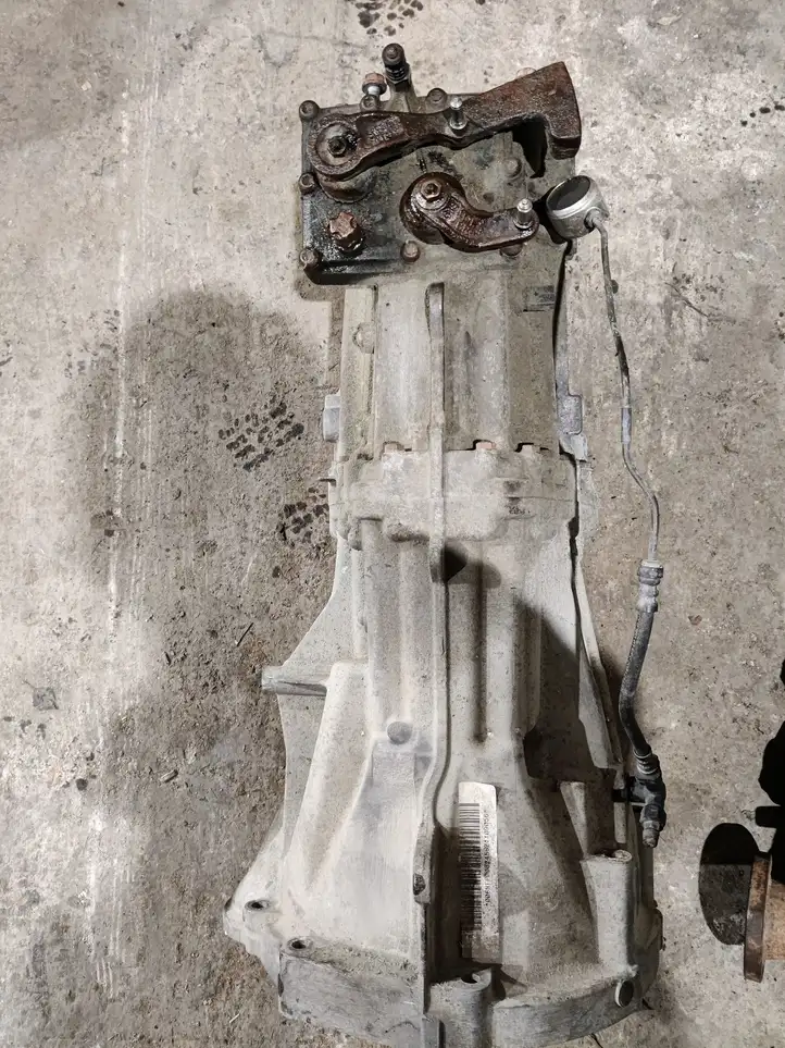 Volkswagen Amarok (2010 - ) NFF Механическая коробка передач, 6 передач — фото 1